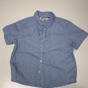 H&M Blue Short-Sleeve Button-Down Shirt with Navy Microdots